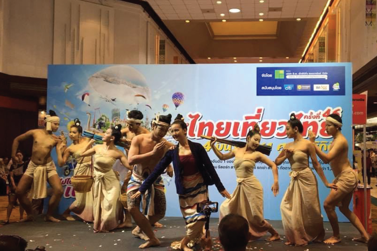 การแสดงโชว์บนเวที กิจกรรมส่งเสริมการขายในงานที่ไม่ควรมองข้าม!
